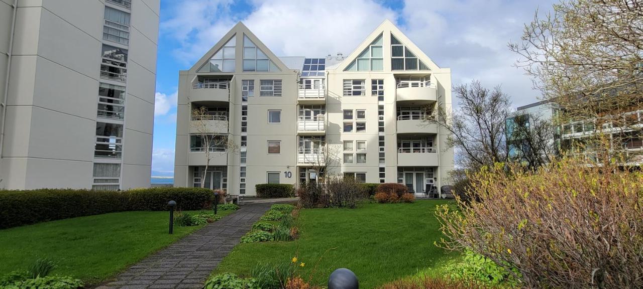 Ocean View Apartment In Downtown Reykjavik Reykjavík Exterior photo